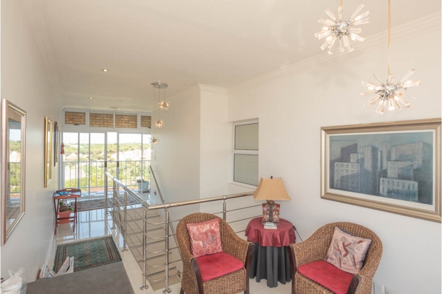6 Bedroom Property for Sale in Humerail Eastern Cape